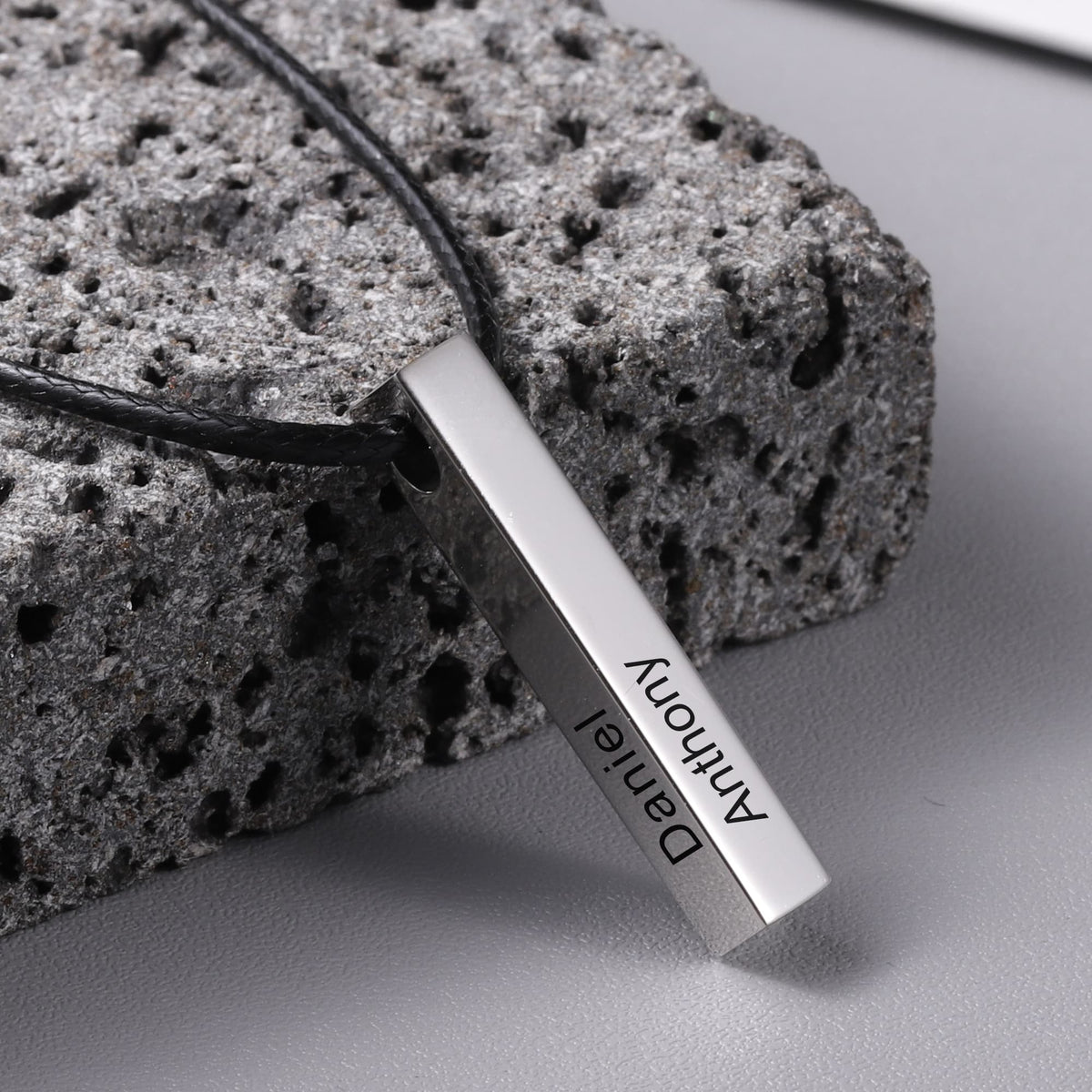 Name Necklace For Father With Engraved Kids Names